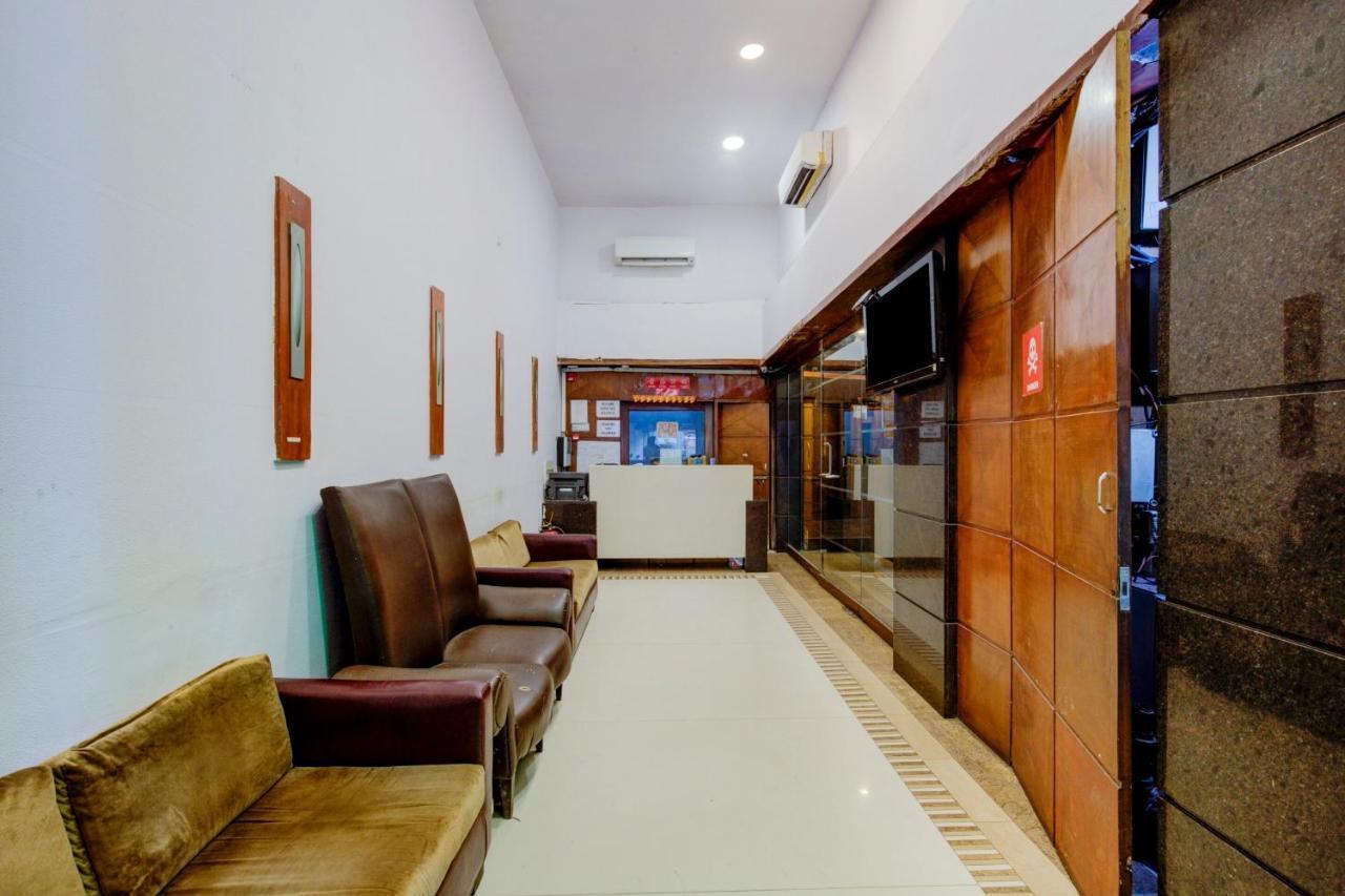 Capital O 77295 Hotel Bansidhar Bhuvan Мумбай Екстериор снимка